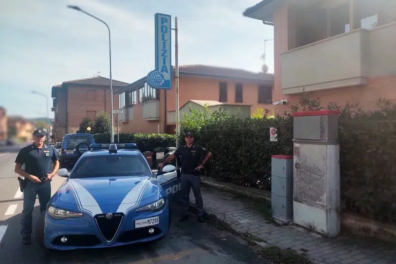 Uomo arrestato a Chiusi per atti persecutori Commissariato Polizia di Stato di Chiusi