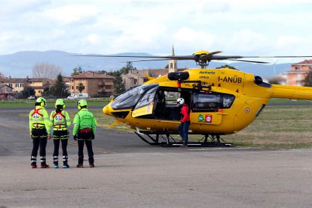 Incidente sul lavoro a Cetona: grave 38enne Elisoccorso Nibbio, Umbria