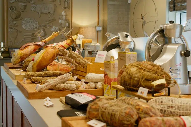 Etruria Retail, formazione salumi