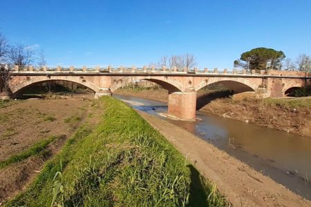 Terminati i lavori di sistemazione sul fiume Elsa a Badia a Elmi Ponte sul fiume Elsa a Badia a Elmi