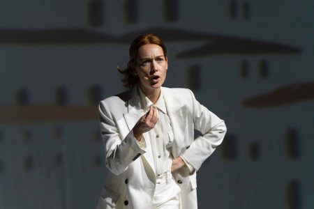 Al Politeama, Cristiana Capotondi racconta la notte dei bombardamenti su Firenze Cristiana Capotondi