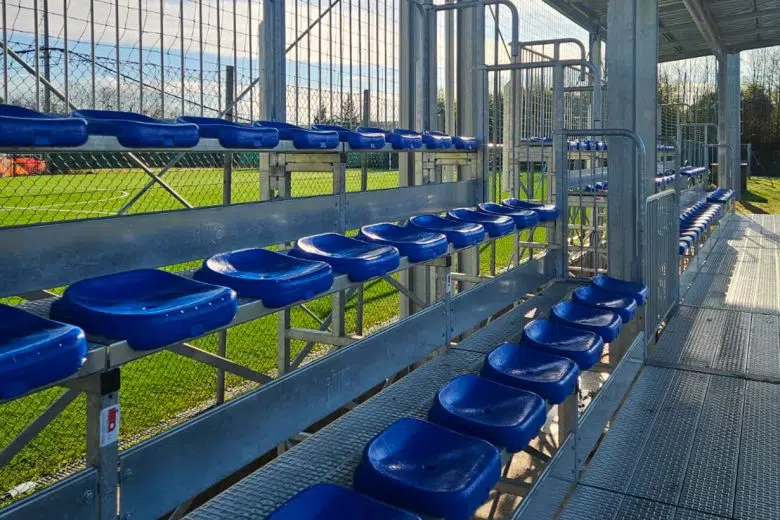 Taverne d’Arbia, inaugurati tribune e spogliatoi del centro sportivo Centro sportivo Taverne d'Arbia, tribune