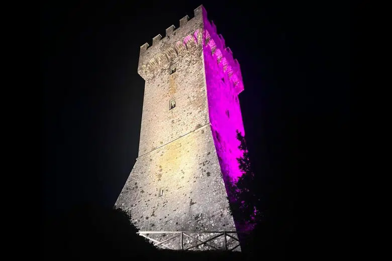 Settimana Santa a Radicofani: riti antichi e processioni suggestive Nuova illuminazione Fortezza di Radicofani