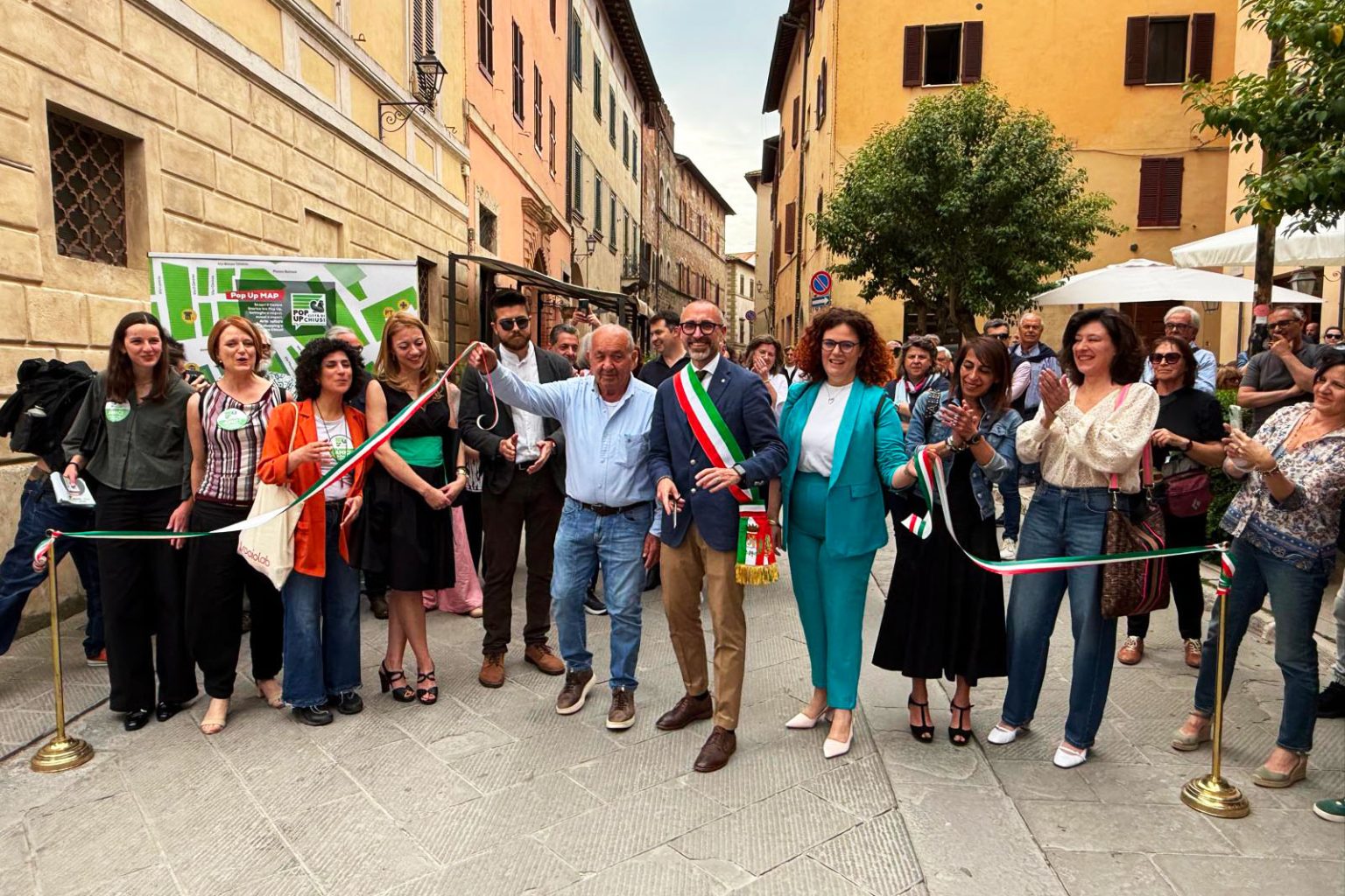 Flexy Pop Up, Chiusi