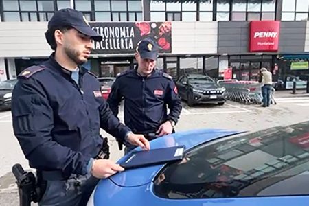 Rapina a mano armata al Penny Market: arrestato il presunto colpevole Polizia, rapina a Montarioso