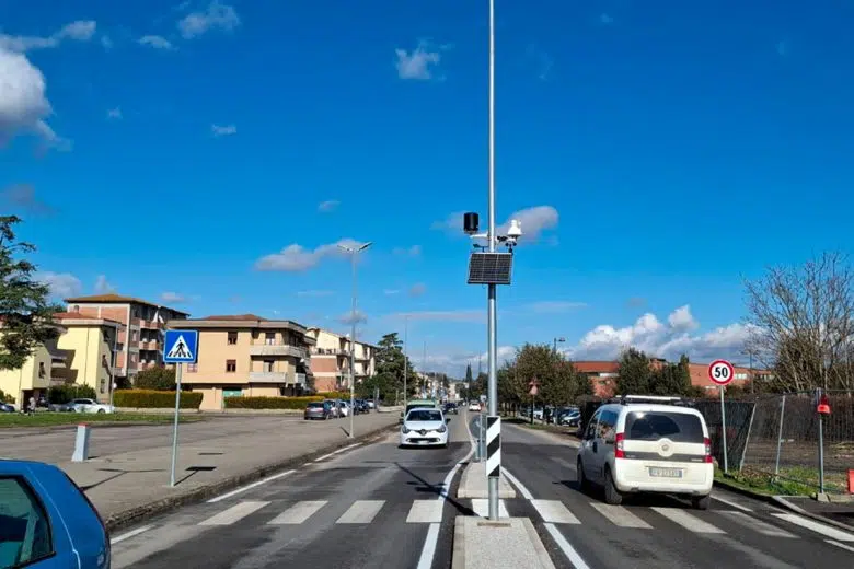 Colle di Val d’Elsa, installate tre nuove centraline per monitorare la qualità dell’aria Centraline qualità dell'aria a Colle di Val d'Elsa