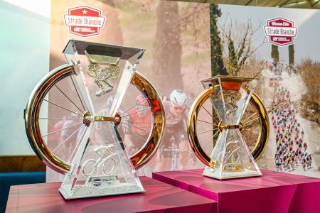 Siena pronta per lo spettacolo delle Strade Bianche 2026 Strade Bianche, trofei