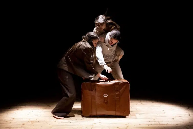 “Aut-Aut” in scena: danza e scelte al Teatro Alfieri