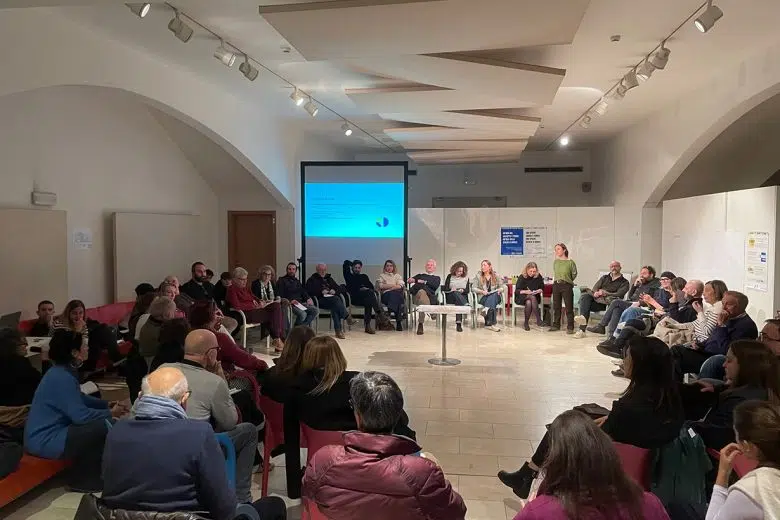 Centro storico di Poggibonsi: spazi e idee si incontrano per rigenerare gli spazi vuoti Incontro a Poggibonsi