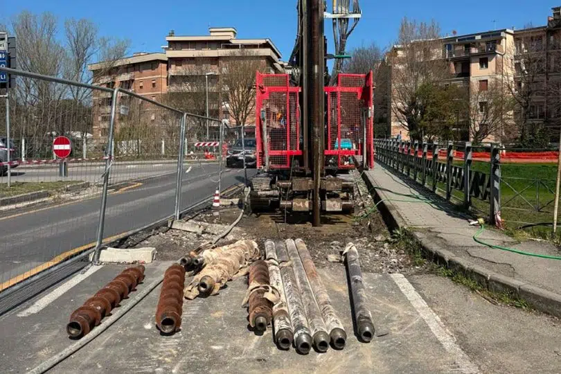 Viale Marconi a Poggibonsi, micropali