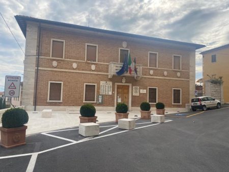 Rapolano Terme: inaugurata la “Colonna dello sguardo”