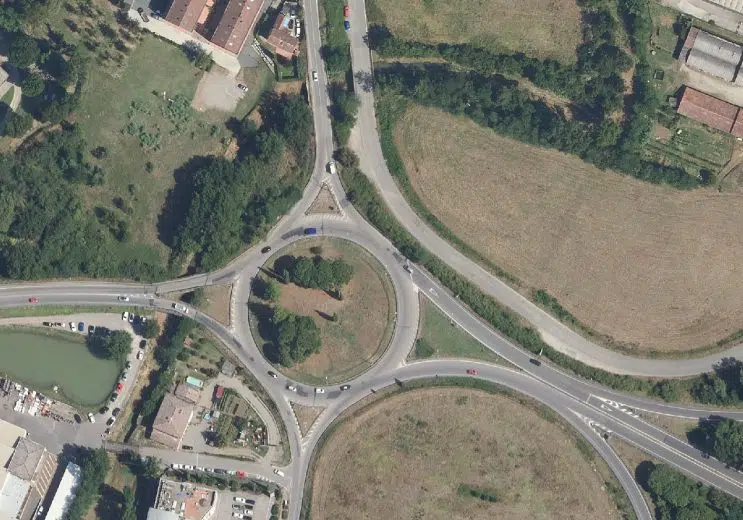 Poggibonsi, rotatoria di Drove, al via l’asfaltatura