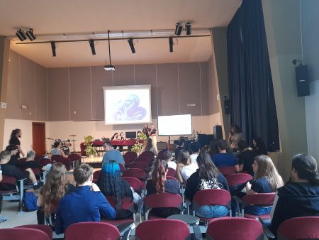 Gli studenti del Roncalli progettano il futuro di Poggibonsi