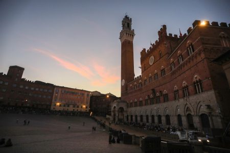 Palio di Siena del 16 agosto 2026: il programma delle prove regolamentate (prove di notte) Prove di notte, Palio di Siena