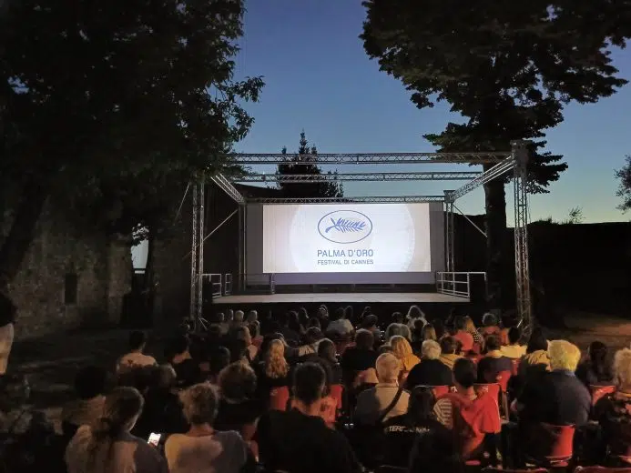San Gimignano, “Accade d’Estate” tra musica, teatro, cinema e libri