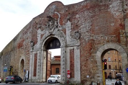 Storni fuori porta Camollia, il Comune interviene