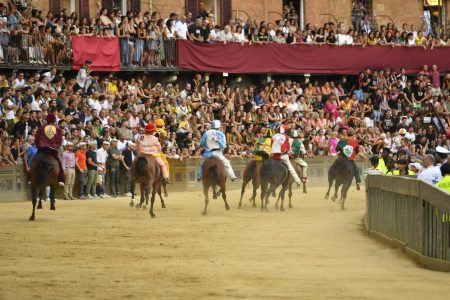Palio di Siena luglio 2026: le accoppiate definitive Prova generale Palio 2 luglio 2026