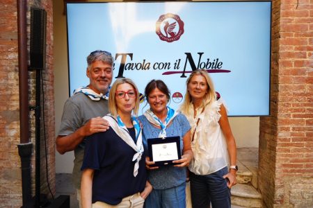 A Tavola con il Nobile 2026: vince la Contrada di Poggiolo