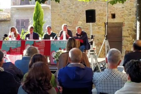 “Avanti popolo!”, Incontri e dibattiti in piazza a Monticchiello