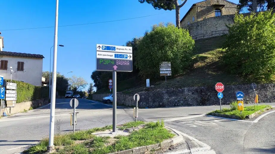 San Gimignano, nove nuovi pannelli per la viabilità