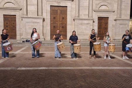 Pienza, domenica 6 settembre la sfida del Gioco del Cacio al Fuso