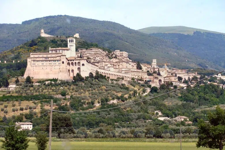 Siena ad Assisi per San Francesco: Ciacci partecipa alle celebrazioni