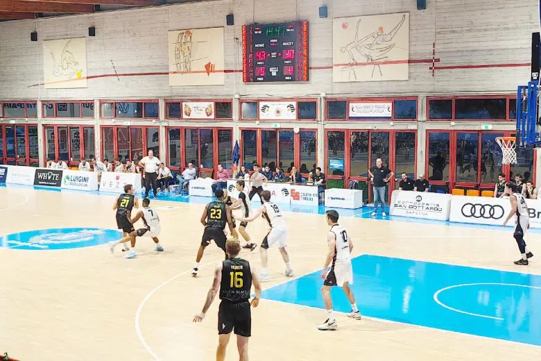 Vismederi Costone Siena, Spezia battuta 82-77