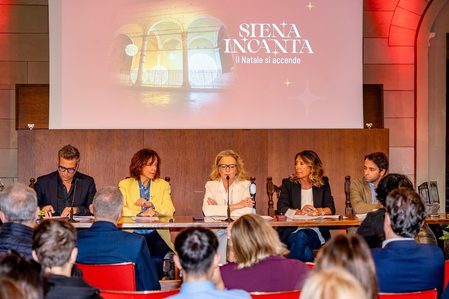 “Siena Incanta”, si accende il Natale a Siena