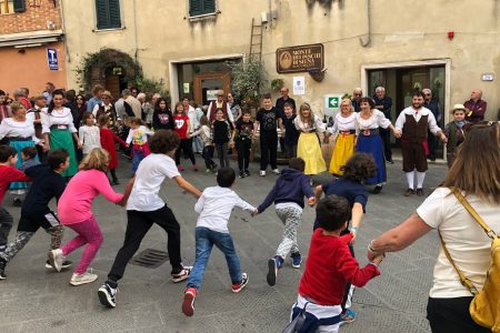 Trequanda, Festa dell’Olio Novo: torna il premio “Oliva d’Oro”