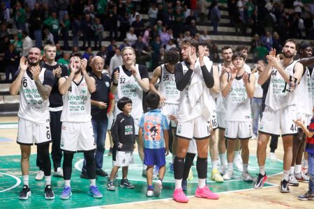 Basket, Mens Sana travolgente: Luiss Roma ko 100-74