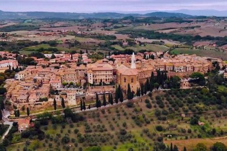 Pienza, sanzionate 5 guide turistiche abusive e 2 tour operator