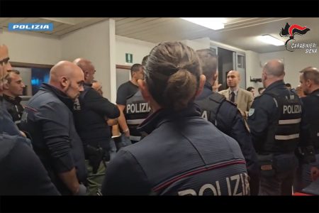 Poggibonsi, scontri tra bande rivali: cinque indagati – VIDEO Polizia, bande rivali