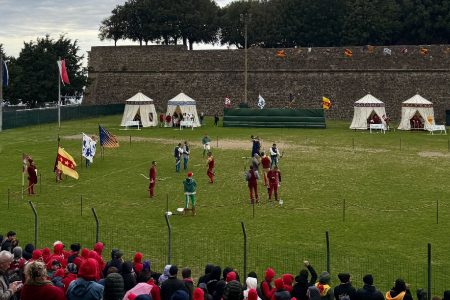 Montalcino, torna la Sagra del Tordo: sfida tra i quattro Quartieri